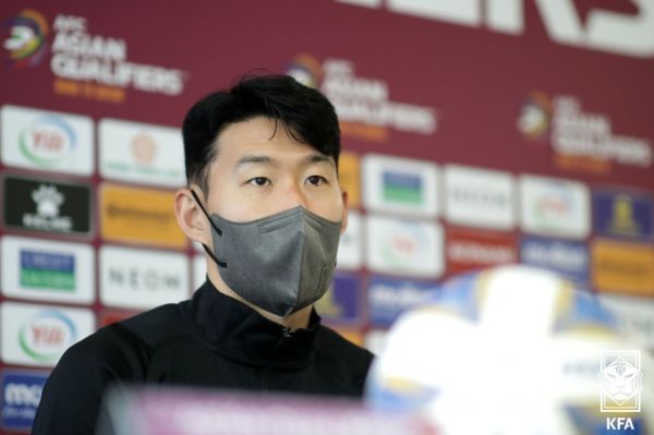 国产免费制服丝袜网站