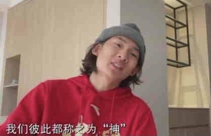 丰满雪白女记者38分钟在线观看